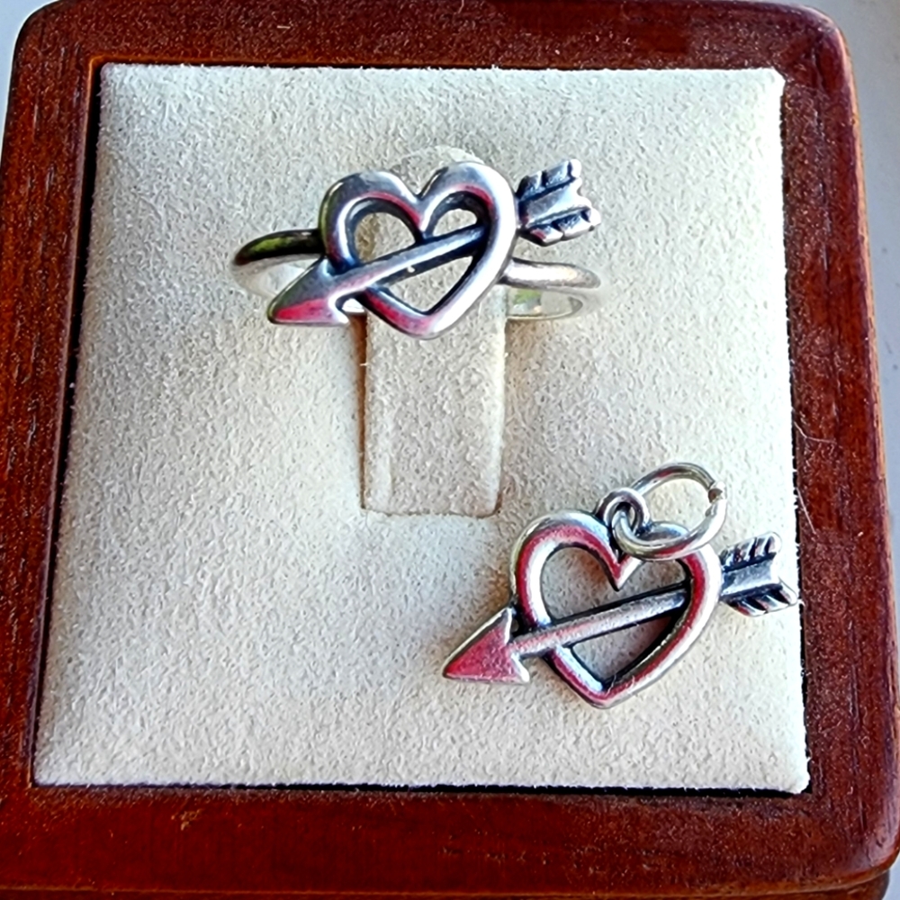 James Avery Cupid Arrow Heart Ring 5.5 and charm